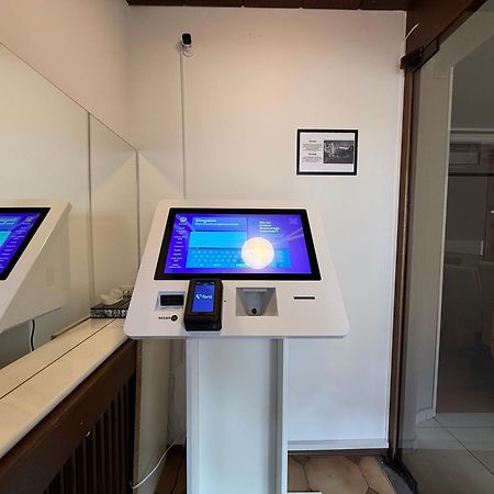 Hotel Hafner - Self Check-In Штутгарт Екстер'єр фото