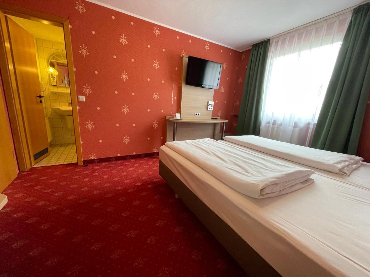 Hotel Hafner - Self Check-In Штутгарт Екстер'єр фото