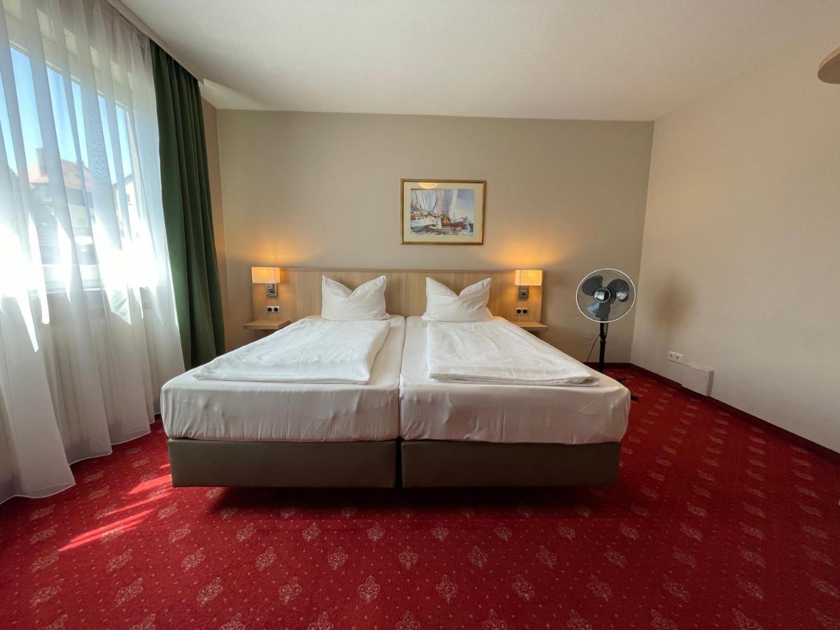 Hotel Hafner - Self Check-In Штутгарт Екстер'єр фото